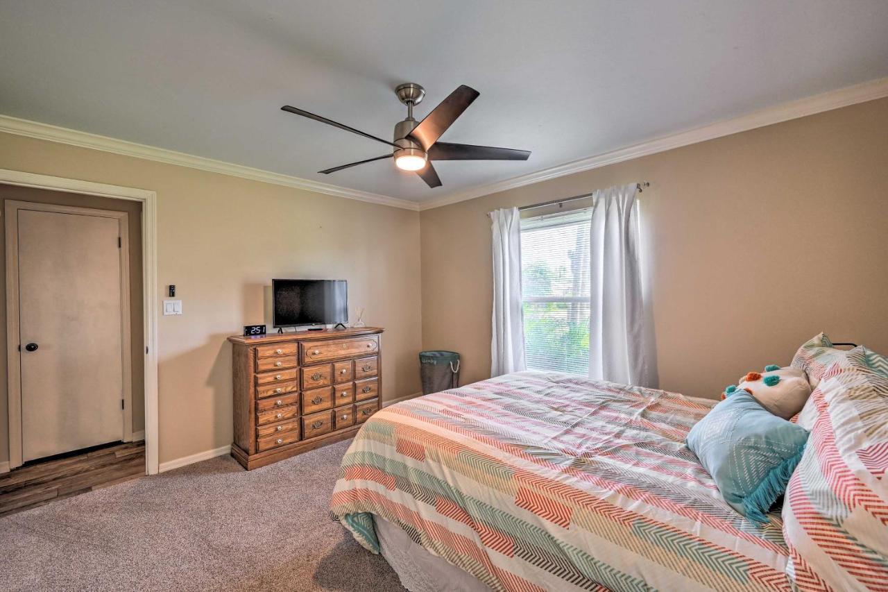 Waterfront Lake Placid Escape With Dock And Lanai Екстер'єр фото