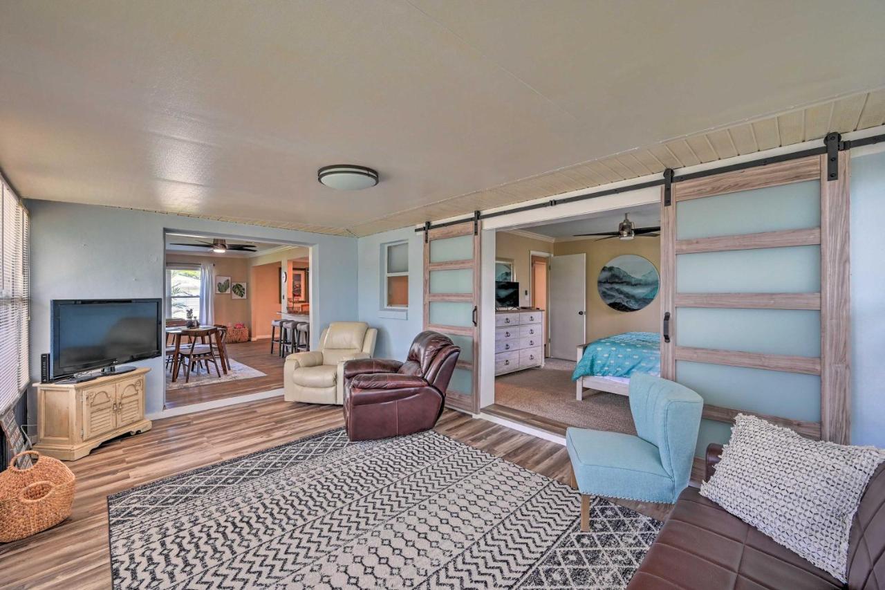 Waterfront Lake Placid Escape With Dock And Lanai Екстер'єр фото