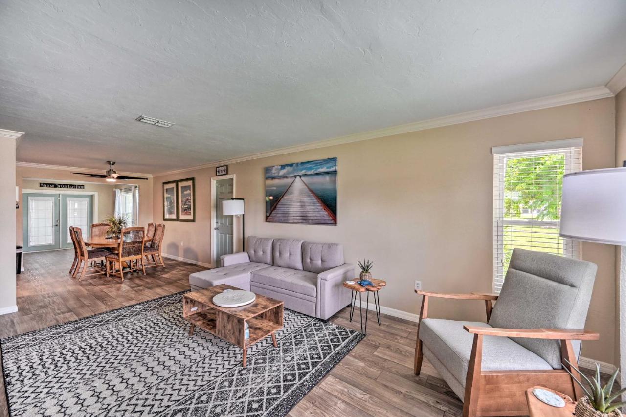 Waterfront Lake Placid Escape With Dock And Lanai Екстер'єр фото